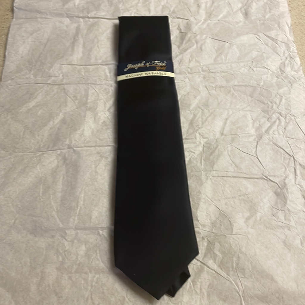 Joseph  Feiss Tie